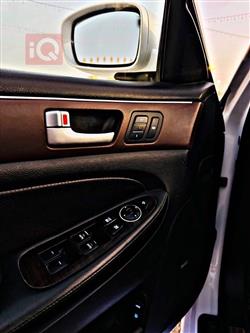 هيونداي جنسس